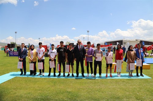 Bingöl’de ‘19 Mayıs Atatürk’ü Anma, Gençlik ve Spor Bayramı’ Coşkuyla Kutlandı
